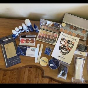 Kryolan Kit Continued...